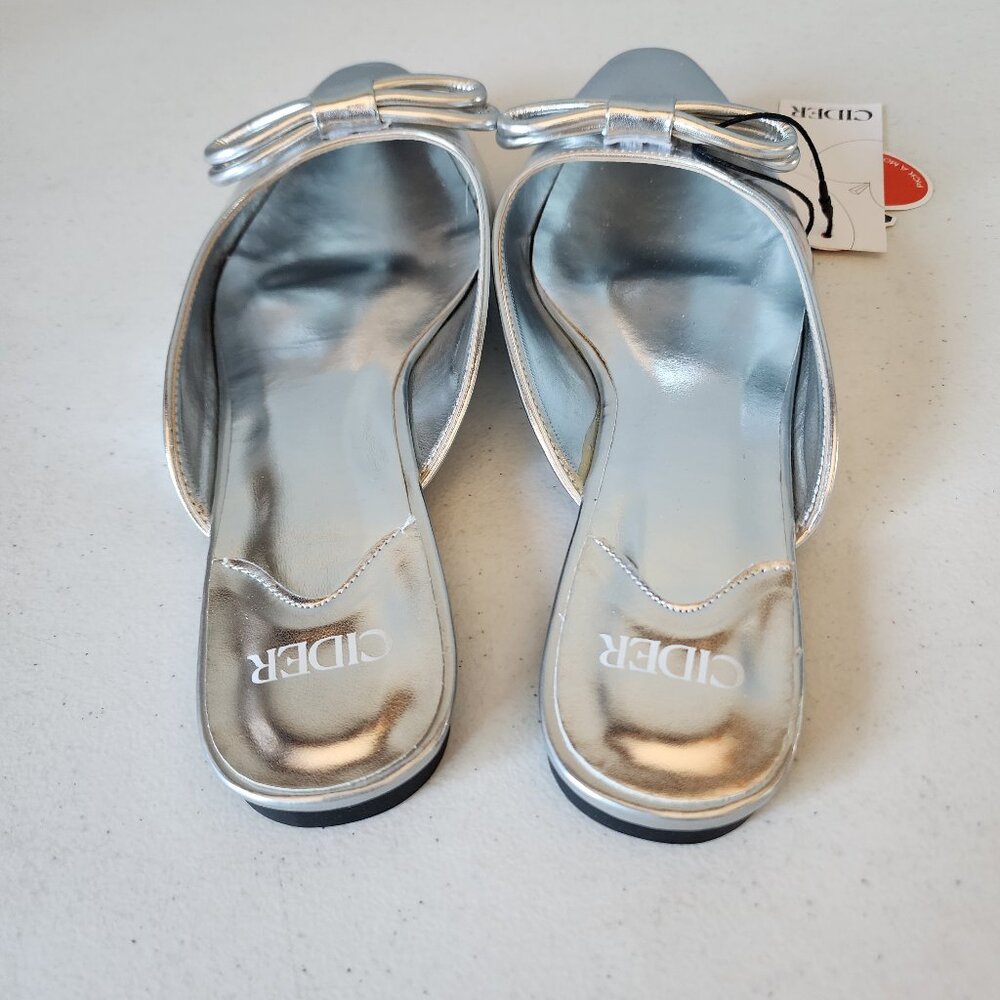 Silver Mules "NEW" - Picture 7 of 16